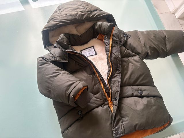 Abrigo Zara niño forro 98