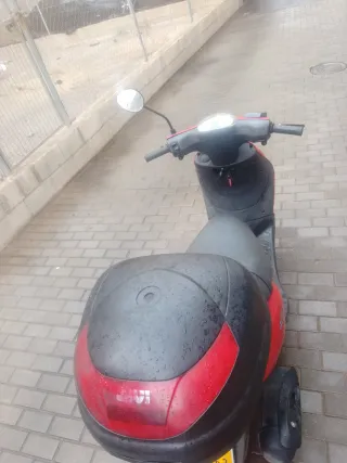 Piaggio Zip 4T Ciclomotor muy pocos km