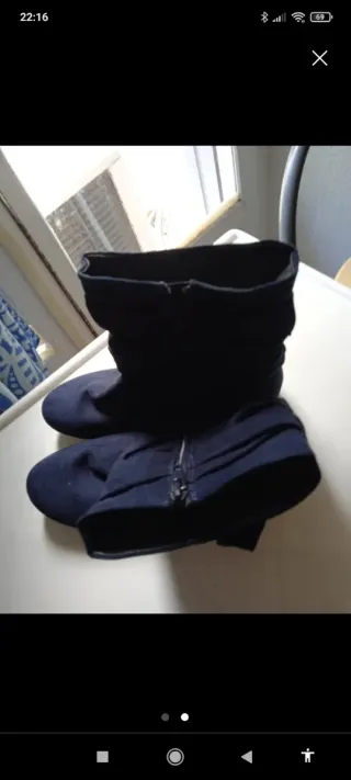 Botines de ante azul