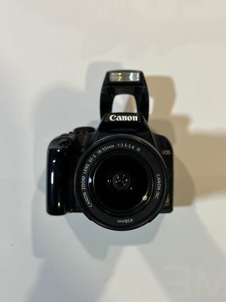 Cámara Canon EOS 1000D con Kit Accesorios