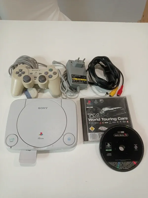 Sony PSone PlayStation 1 Completa + TOCA CARS