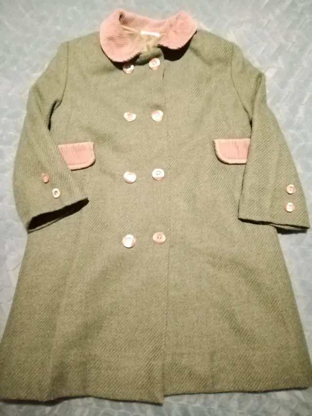 Abrigo niña verde de Pilar Batanero talla 3