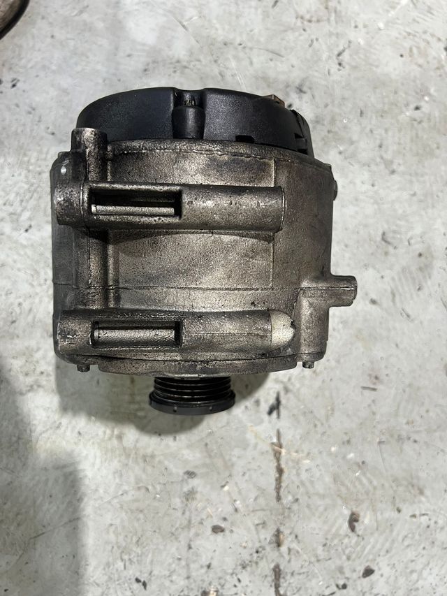Alternador Mercedes Benz