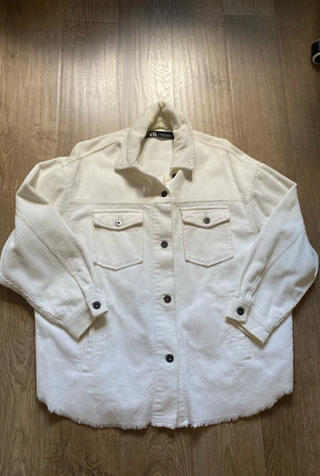 Chaqueta Zara Pana Oversize Beige Talla Única