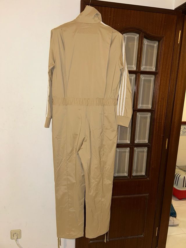 Macacão Adidas X Parley bege