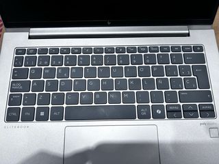 HP EliteBook 645 G11 Portátil Plata