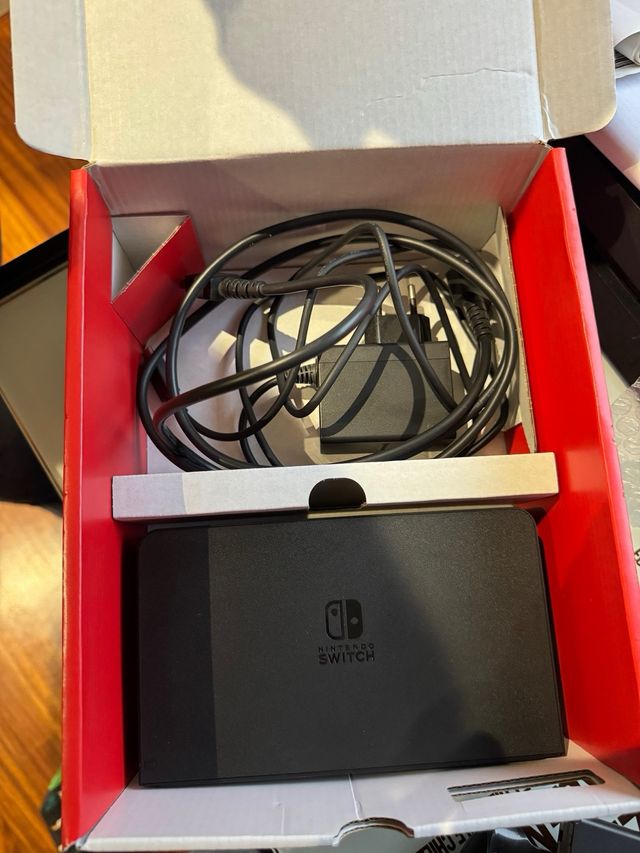 Nintendo Switch OLED Azul/Rojo