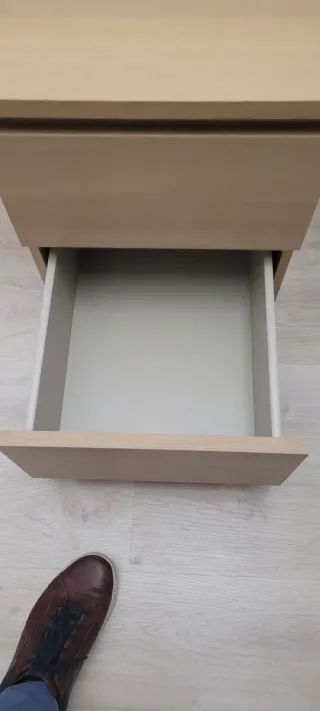 Comodino IKEA Malm beige