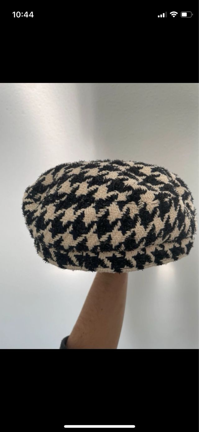 Boina de cuadros beige y negra