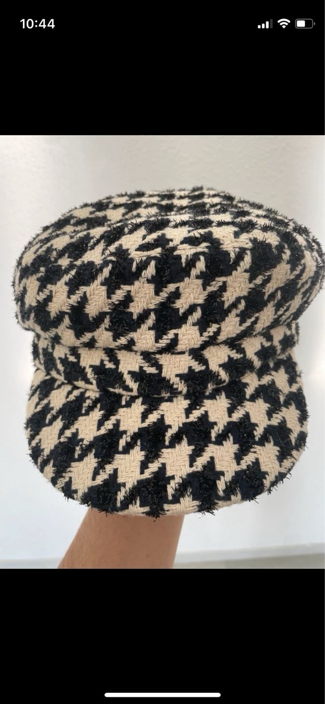 Boina de cuadros beige y negra