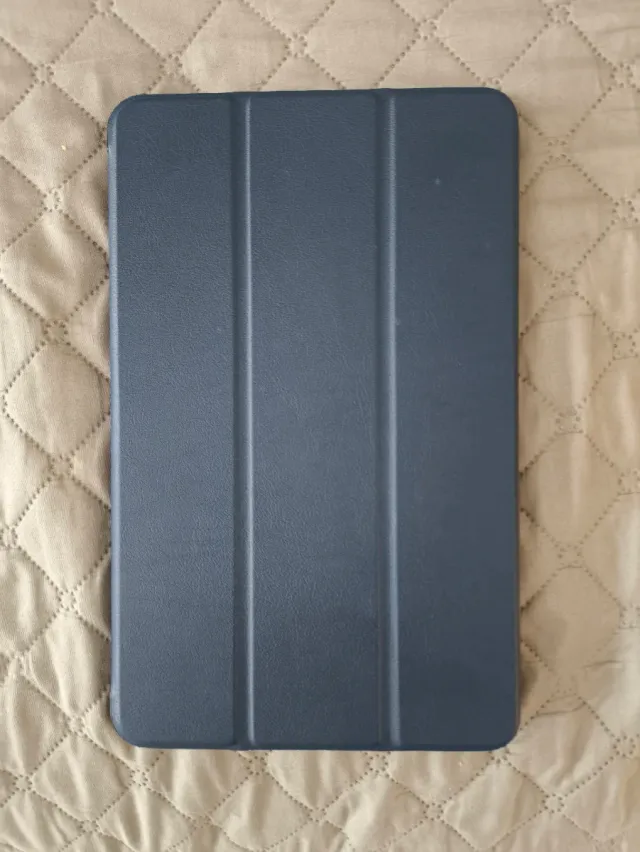 Tablet Samsung Galaxy Tab A6 con funda. 16 Gb + SD