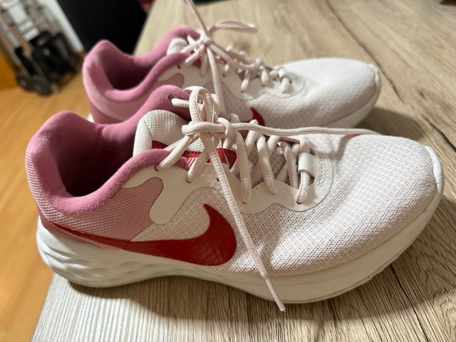 Zapatillas Nike Mujer ideales para correr Talla 40