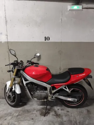 Moto Hyosung GT Comet 2005