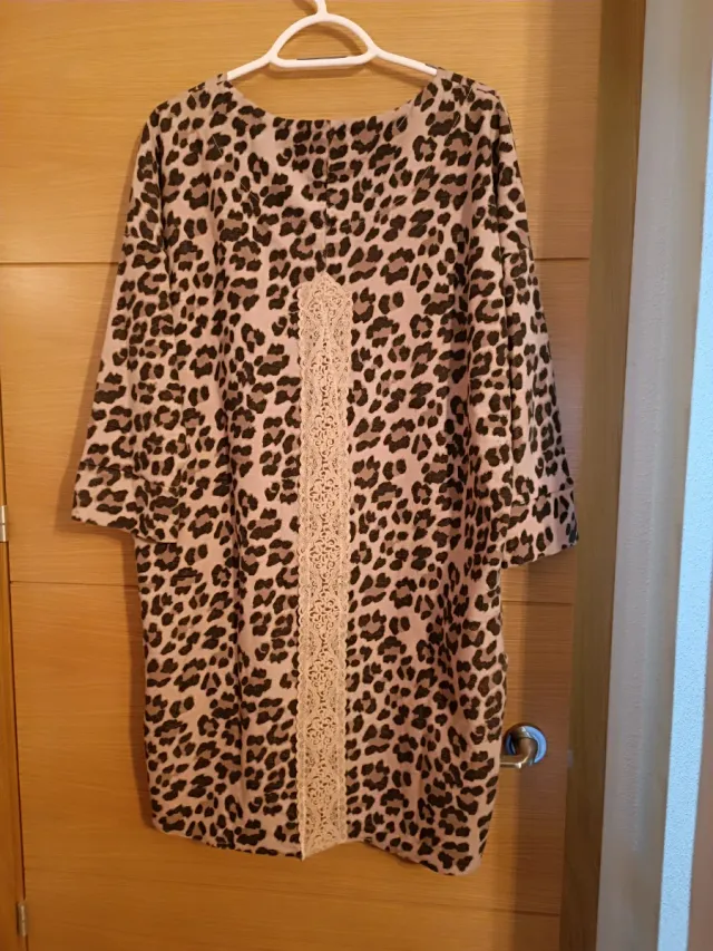 Vestido estampado animal print talla XL