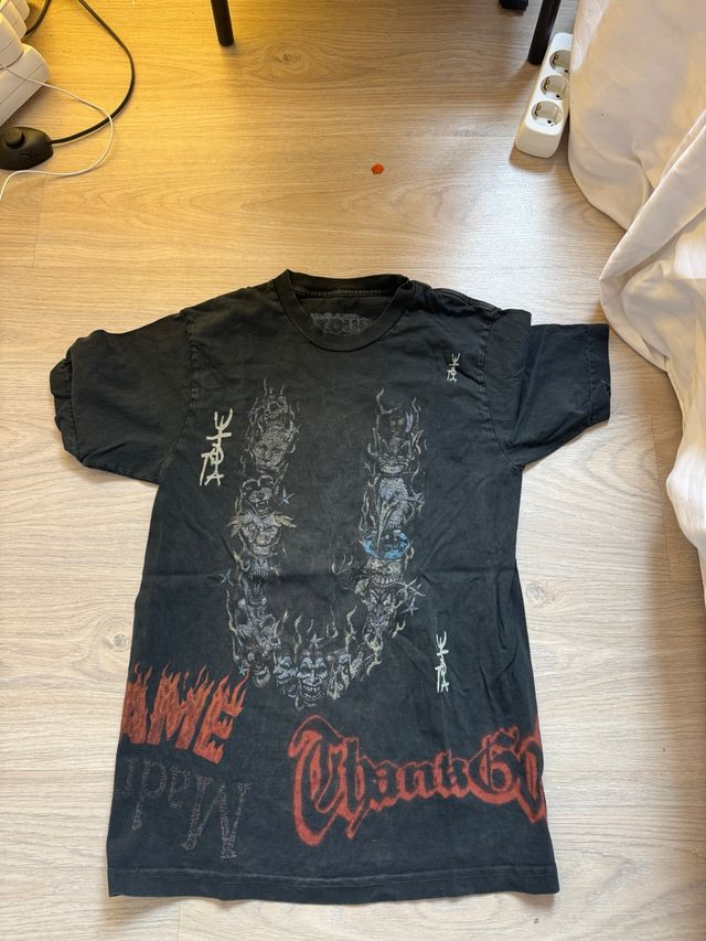 Camiseta Travis Scott Concierto Negra Roja