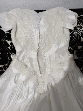 Vestido de Novia Blanco con Pedrería
