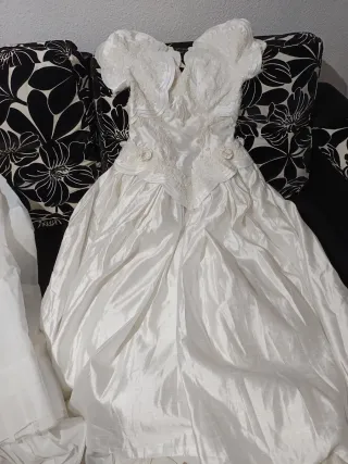 Vestido de Novia Blanco con Pedrería