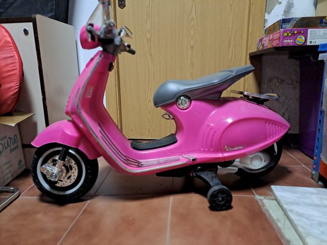 Moto Vespa Juguete Rosa