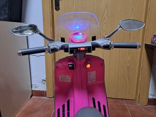 Moto Vespa Juguete Rosa