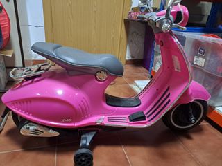 Moto Vespa Juguete Rosa
