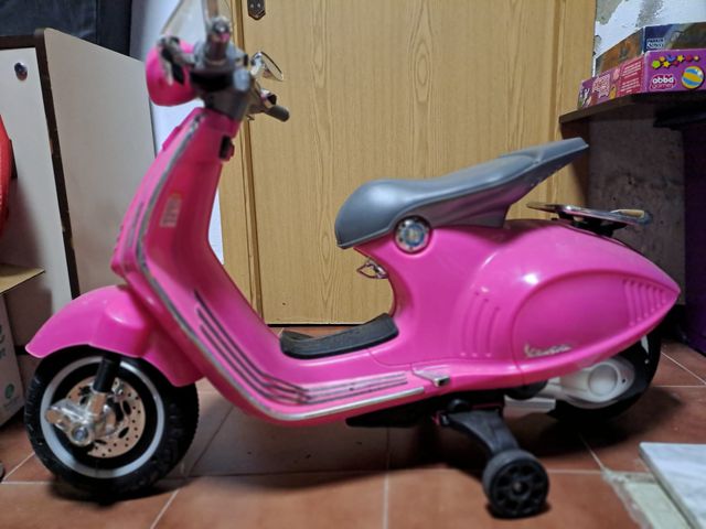 Moto Vespa Juguete Rosa