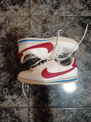 Zapatillas Nike Cortez Mujer Blancas Rojas