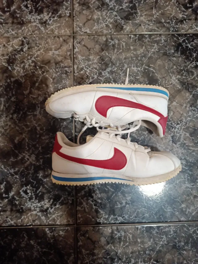 Zapatillas Nike Cortez Mujer Blancas Rojas