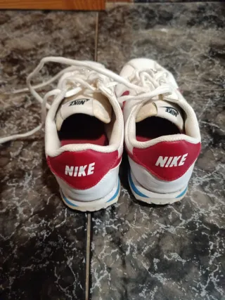 Zapatillas Nike Cortez Mujer Blancas Rojas