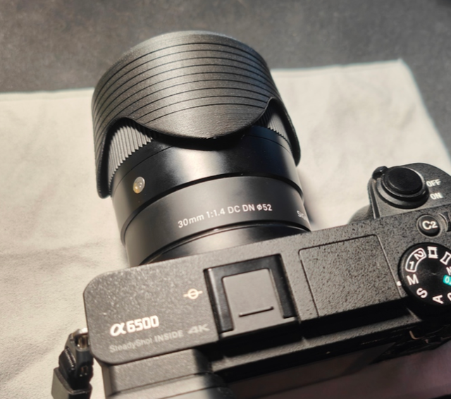 Parasol reversible Sigma 30mm f/1.4 DC DN