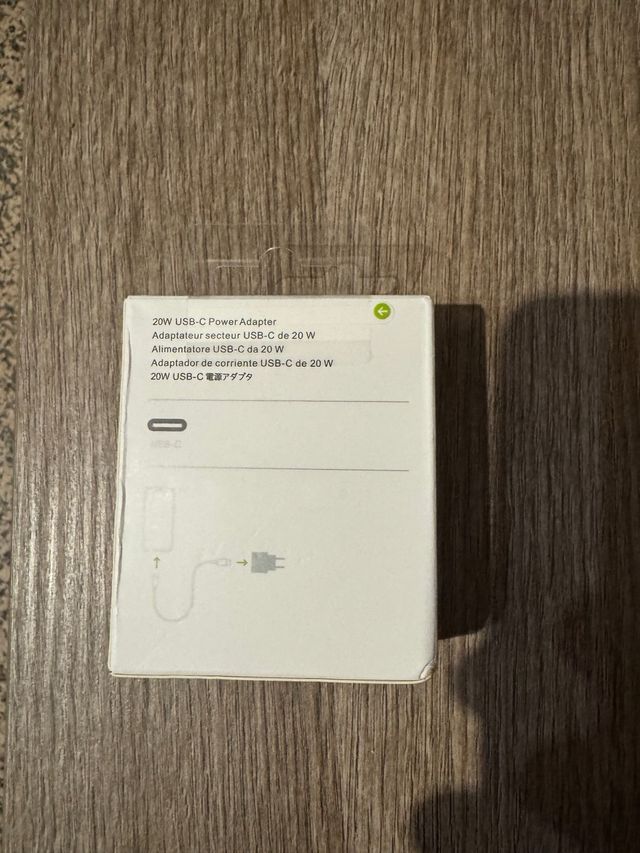 Alimentatore Apple USB-C 20W