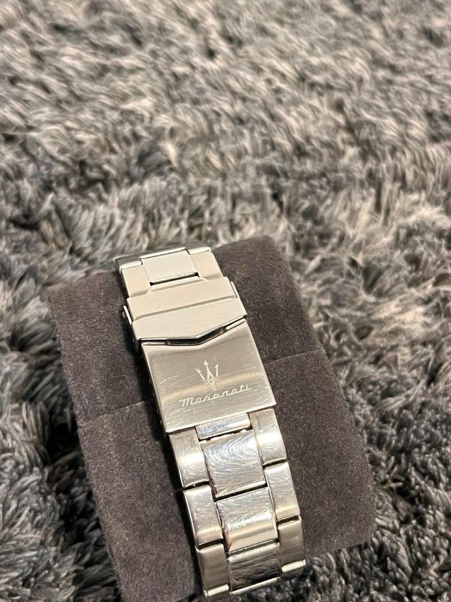 Reloj Maserati Negro y Plateado