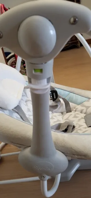 Mecedora bebé Columpio balancín con sonido musical