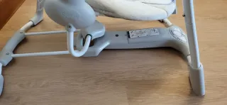 Mecedora bebé Columpio balancín con sonido musical