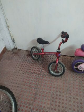 Bicicleta sin pedales Chicco Red Bullet