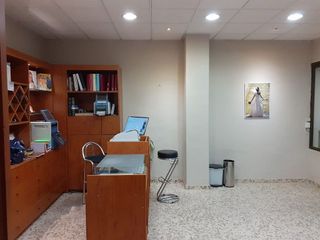 Local comercial en venta en Barrio Alto en San Juan de Aznalfarache