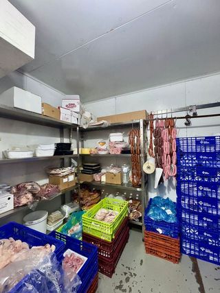 Local comercial en venta en Valdepeñas