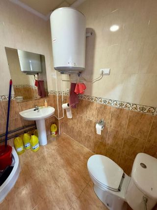 Local comercial en venta en Valdepeñas