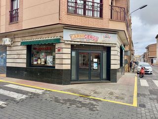 Local comercial en venta en Valdepeñas