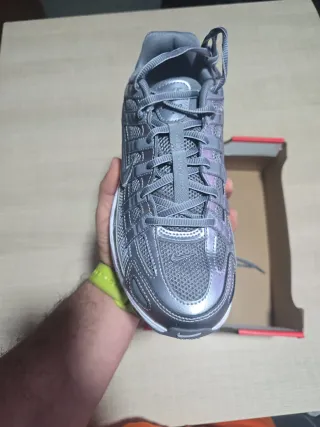 Nike P-6000 Plata/Blanco