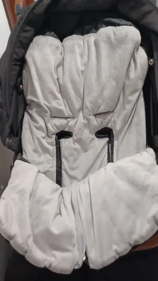 Silla de paseo grande plus en color negro