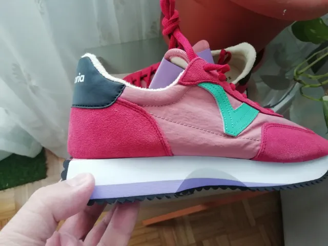 Zapatillas Victoria Talla 40