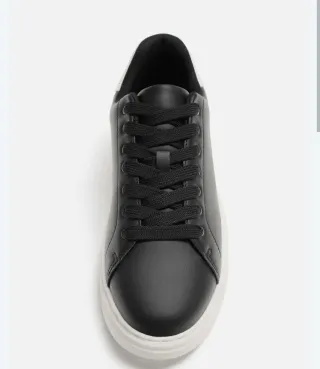 Zapatillas Zara Hombre Talla 44 Negras y Blancas