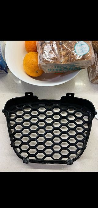 Rejilla frontal Ibiza 6L Abeja