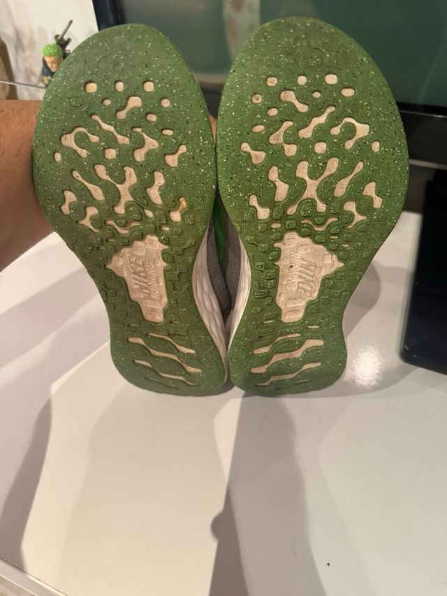 Nike Revolution 6 niño/a gris y verde