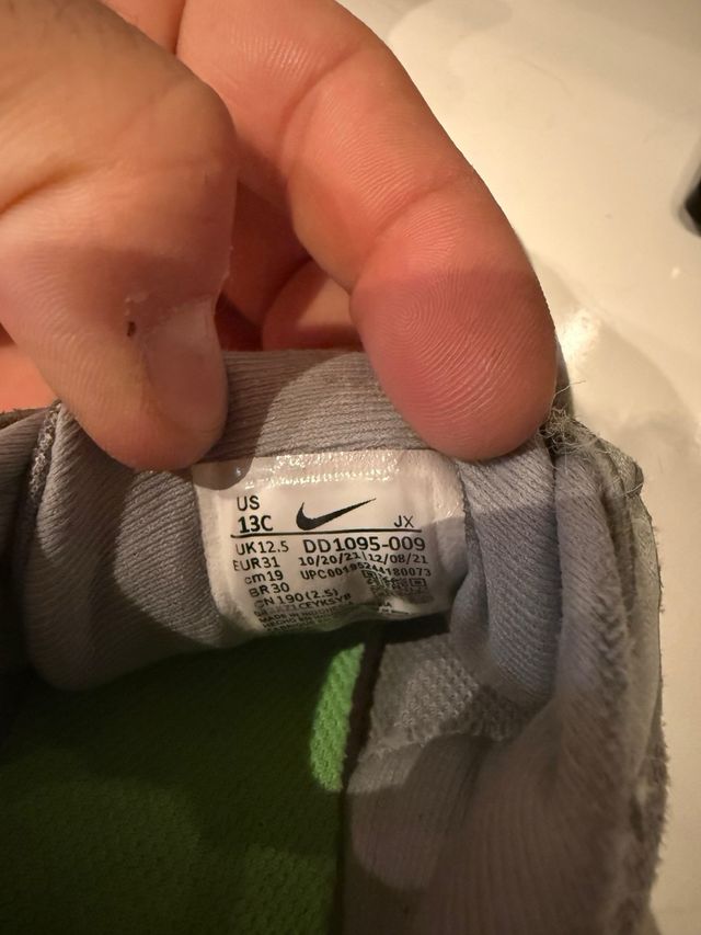 Nike Revolution 6 niño/a gris y verde