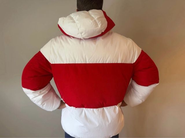 Plumífero Tommy Jeans.