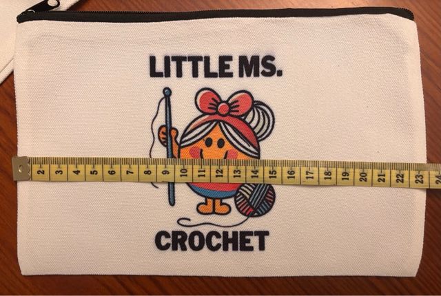 Bolsa Totebag y Neceser Little Ms. Crochet
