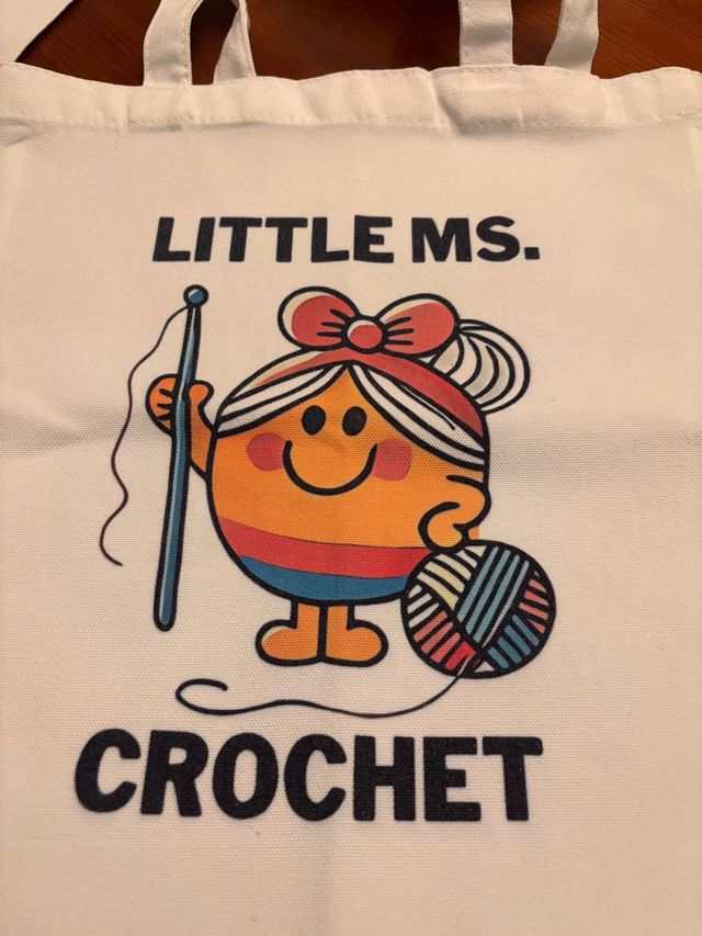 Bolsa Totebag y Neceser Little Ms. Crochet