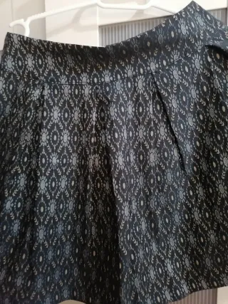 Conjunto falda y chaqueta juvenil