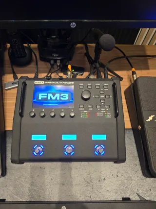Fractal Audio FM3 + Pedal Expresión